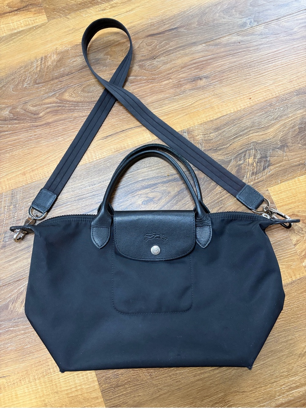 SOLD♥️ Longchamp Neo Black Le Pliage Nylon Tote with Removable Crossbody Strap - Picture 2 of 11
